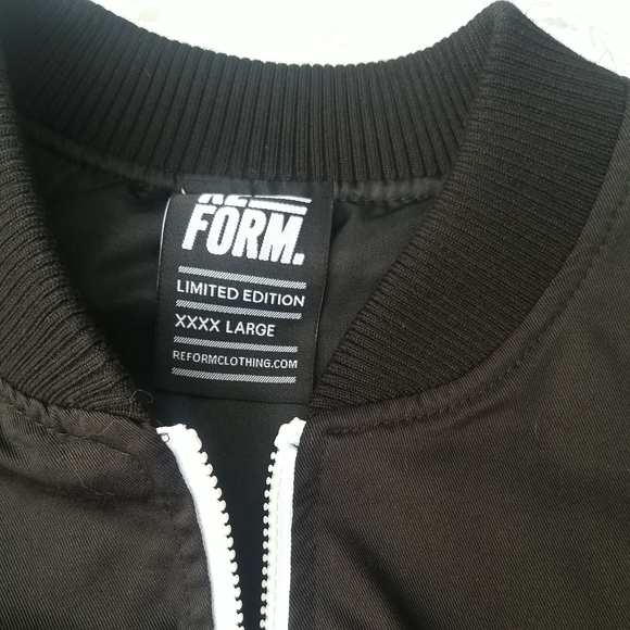 CARTOON NETWORK STUDIOS  crew member  jacket  4xl - Picture 4 of 12